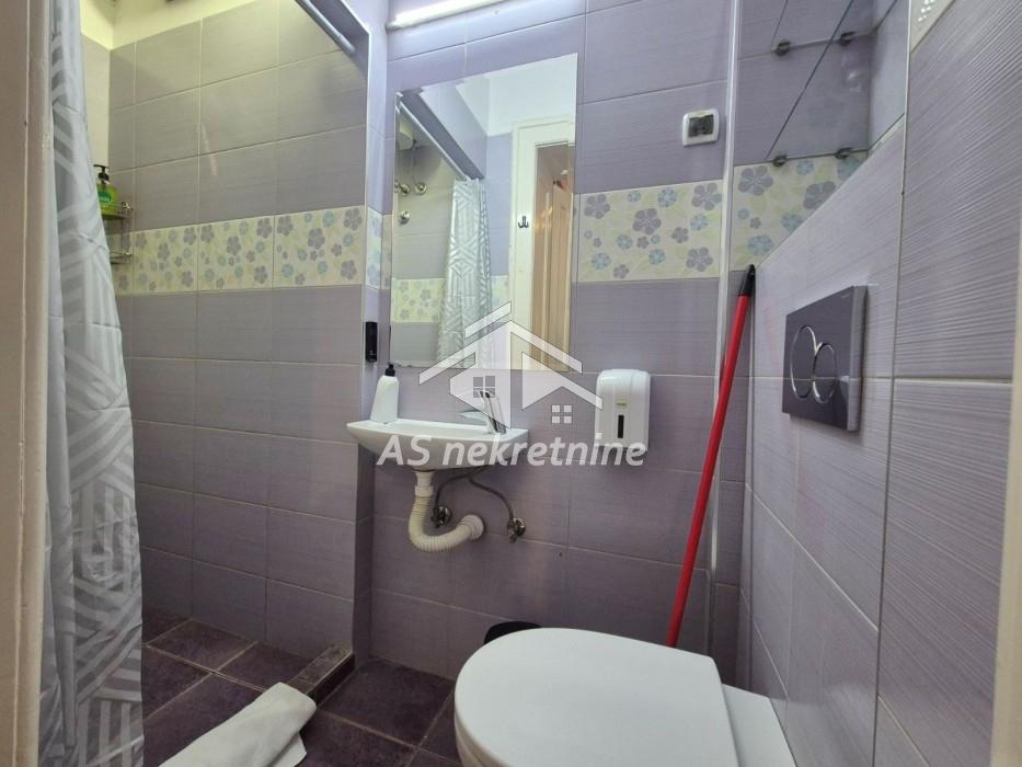 izdavanje-stanova-beograd-uM1p0U2gY4 Trosoban stan za izdavanje, Dorćol, Beograd, 80m², 1.150 €/mes