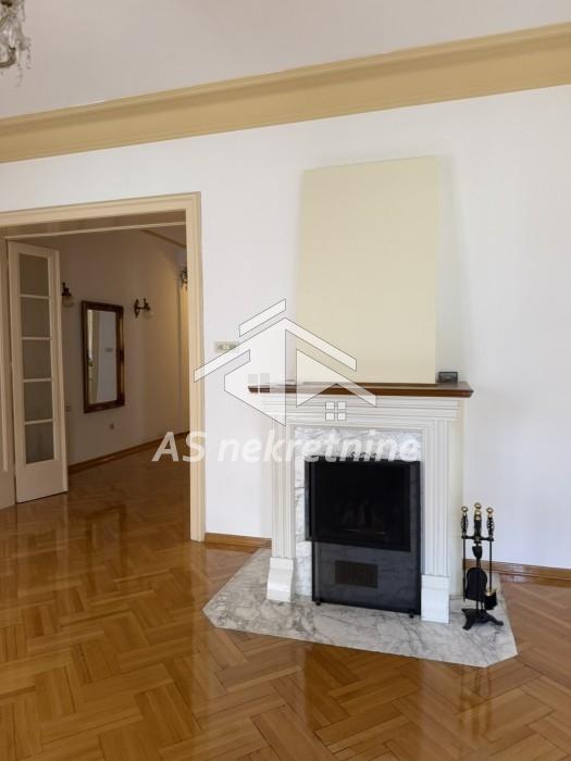 Stan Izdavanje Beograd Krunska 150 m2