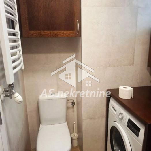 Trosoban stan za izdavanje, Crveni Krst, Beograd, 68m², 1.200 €/mes