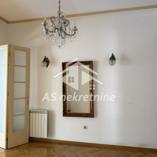 Petosoban stan za izdavanje, Krunska, Beograd, 150m², 2.500 €/mes