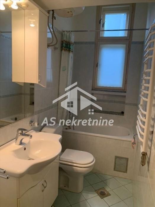 Petosoban stan za izdavanje, Krunska, Beograd, 150m², 2.500 €/mes