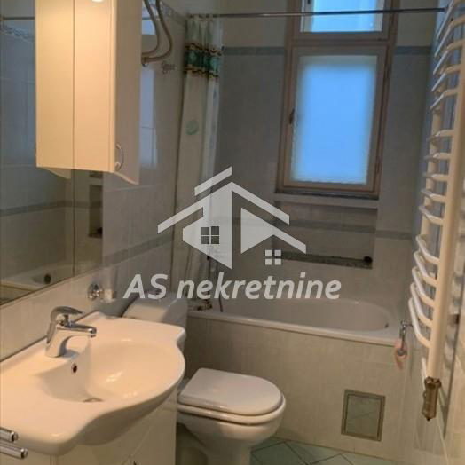 Petosoban stan za izdavanje, Krunska, Beograd, 150m², 2.500 €/mes