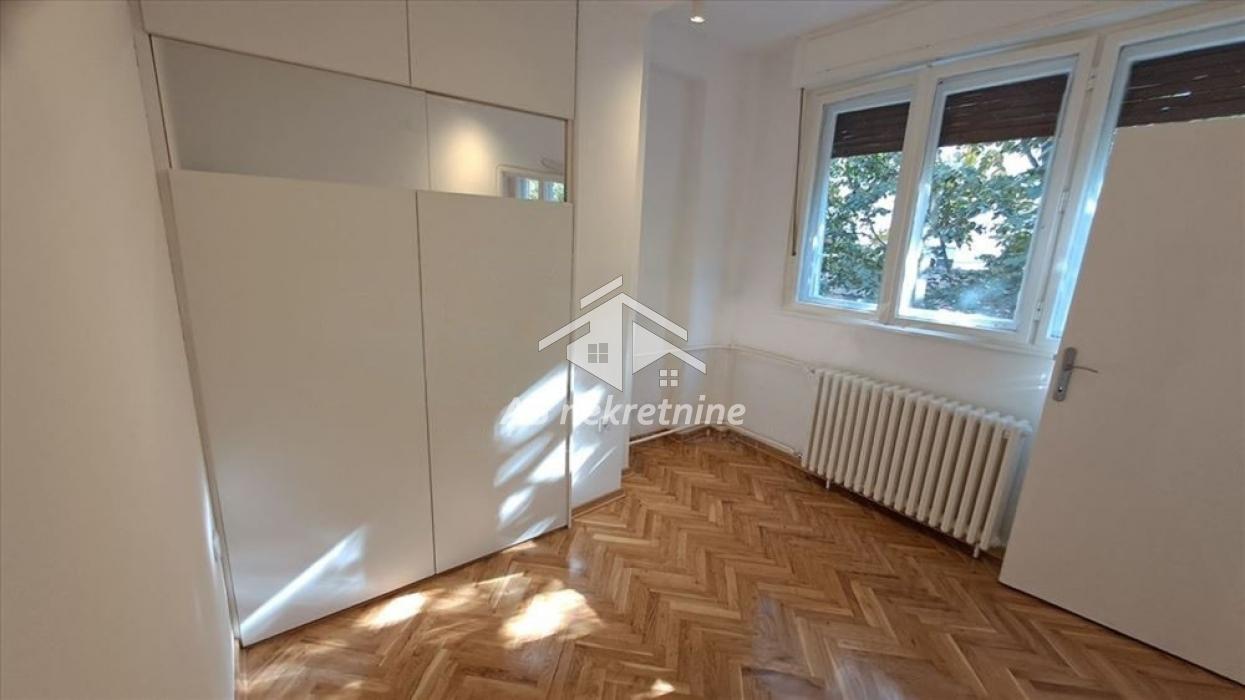 Stan Izdavanje Beograd Dorćol 70 m2