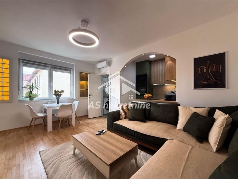 Stan Izdavanje Beograd Dorćol 43 m2