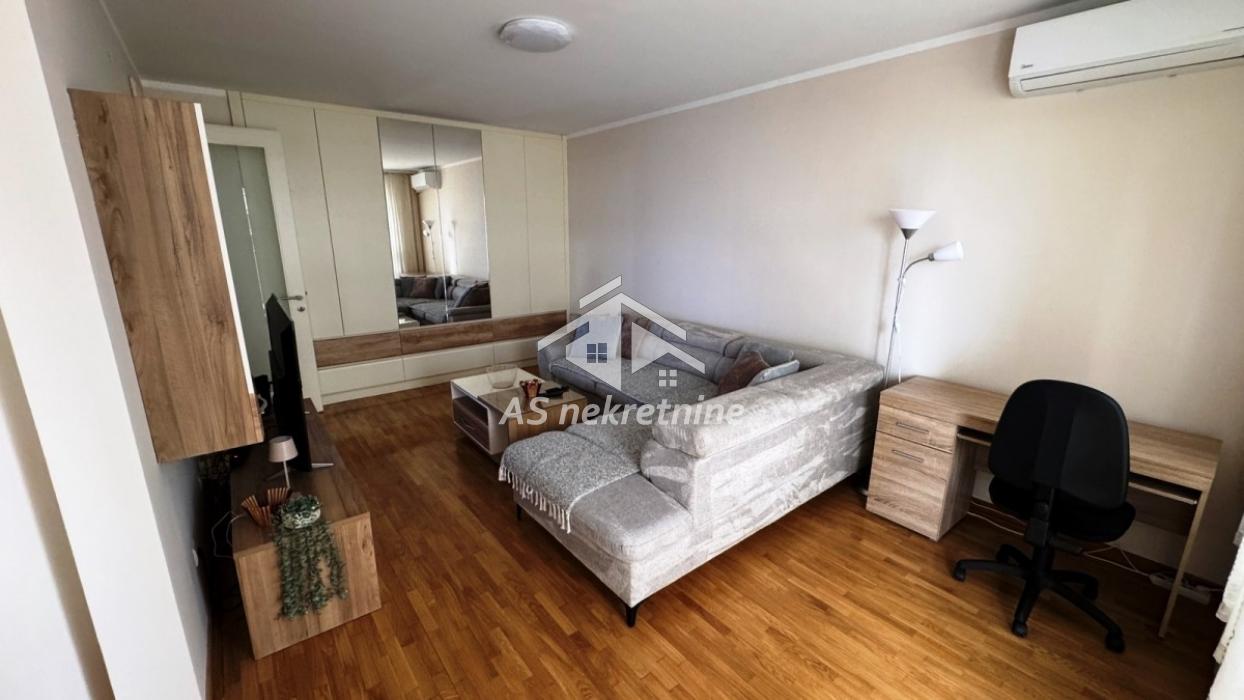 Stan Izdavanje Beograd Stan Izdavanje Beograd Blok 67 - Belville 69 m2