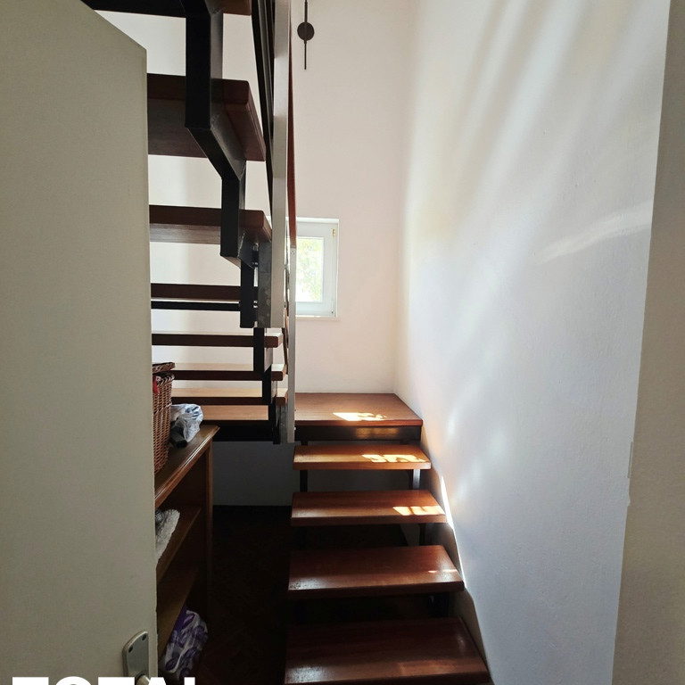 Kuća na prodaju, Budisava, Novi Sad, 249m², 190.500 €