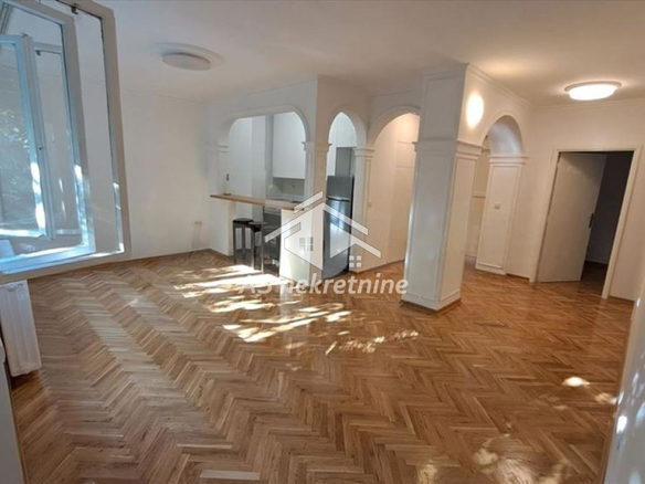 Stan Izdavanje Beograd Dorćol 70 m2