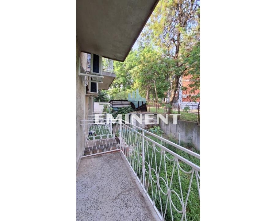Stan Izdavanje Beograd Stan Izdavanje Beograd Kanarevo Brdo 29 m2