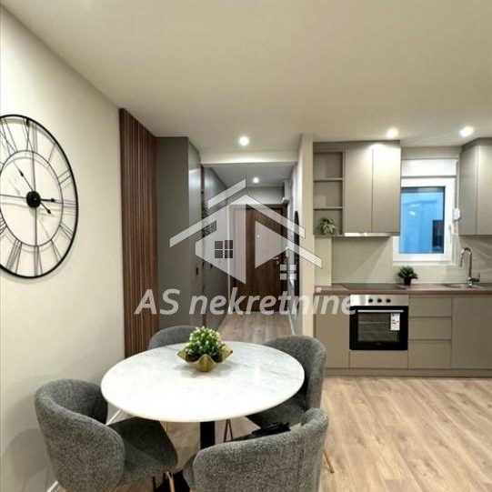 Trosoban stan za izdavanje, Trošarina, Beograd, 62m², 900 €/mes