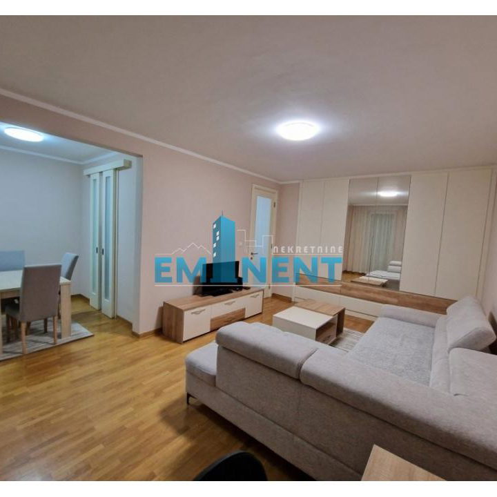 Stan Izdavanje Beograd Blok 67 - Belville 69 m2