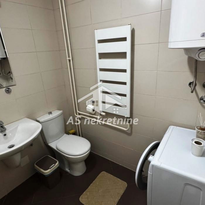 Stan Izdavanje Beograd Blok 67 - Belville 69 m2