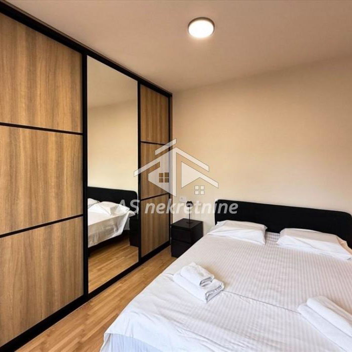 Stan Izdavanje Beograd Dorćol 43 m2