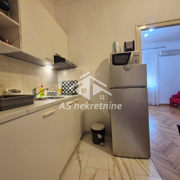 Stan Izdavanje Beograd Dorćol 80 m2
