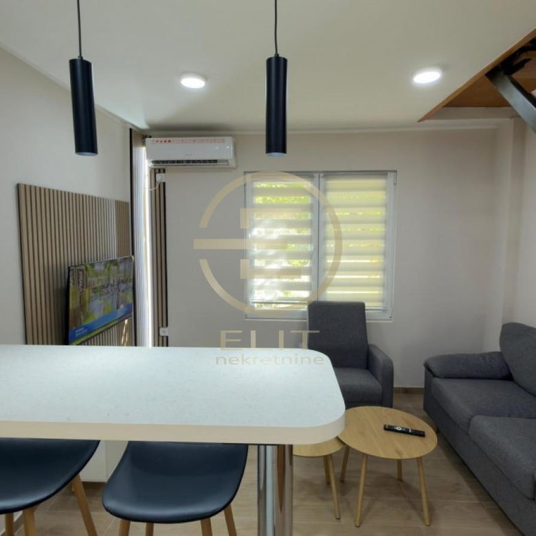 Stan Prodaja Novi Sad  30 m2