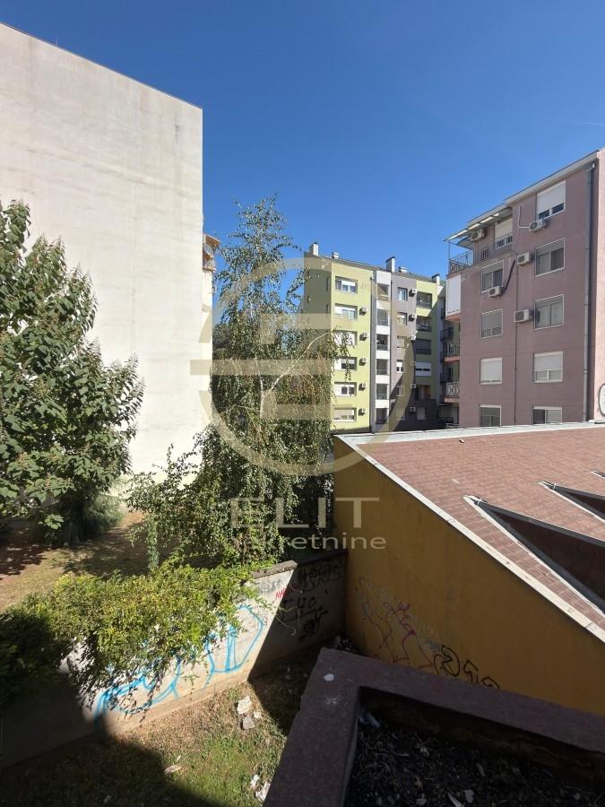 nekretnine-prodaja-Y30rll7AG5 Dvosoban stan za izdavanje, Bulevar Oslobođenja, Novi Sad, 55m², 470 €/mes