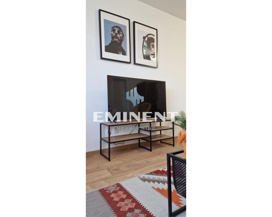 Stan Izdavanje Beograd Dorćol 42 m2