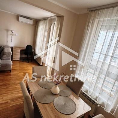 Stan Izdavanje Beograd Blok 67 - Belville 69 m2