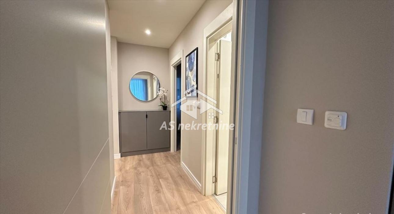 Trosoban stan za izdavanje, Trošarina, Beograd, 62m², 900 €/mes