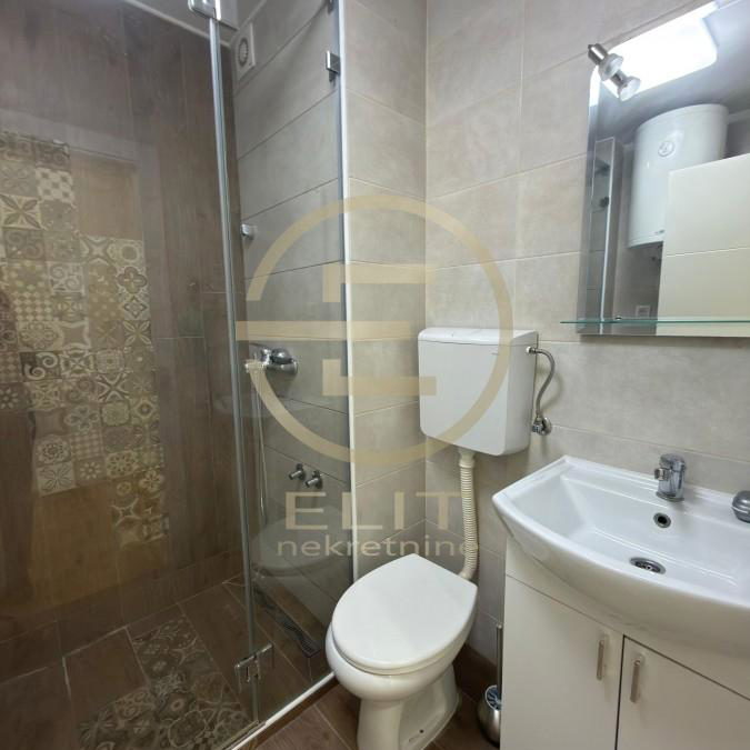 Stan Izdavanje Novi Sad  55 m2