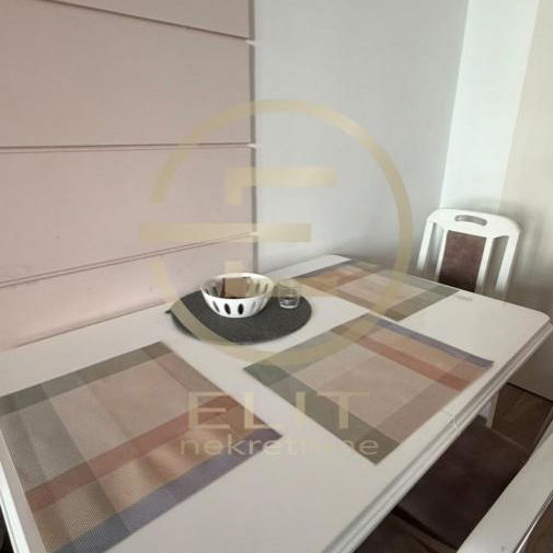 Stan Izdavanje Novi Sad  48 m2