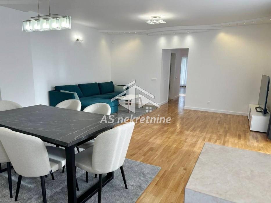Stan Izdavanje Beograd FON 105 m2