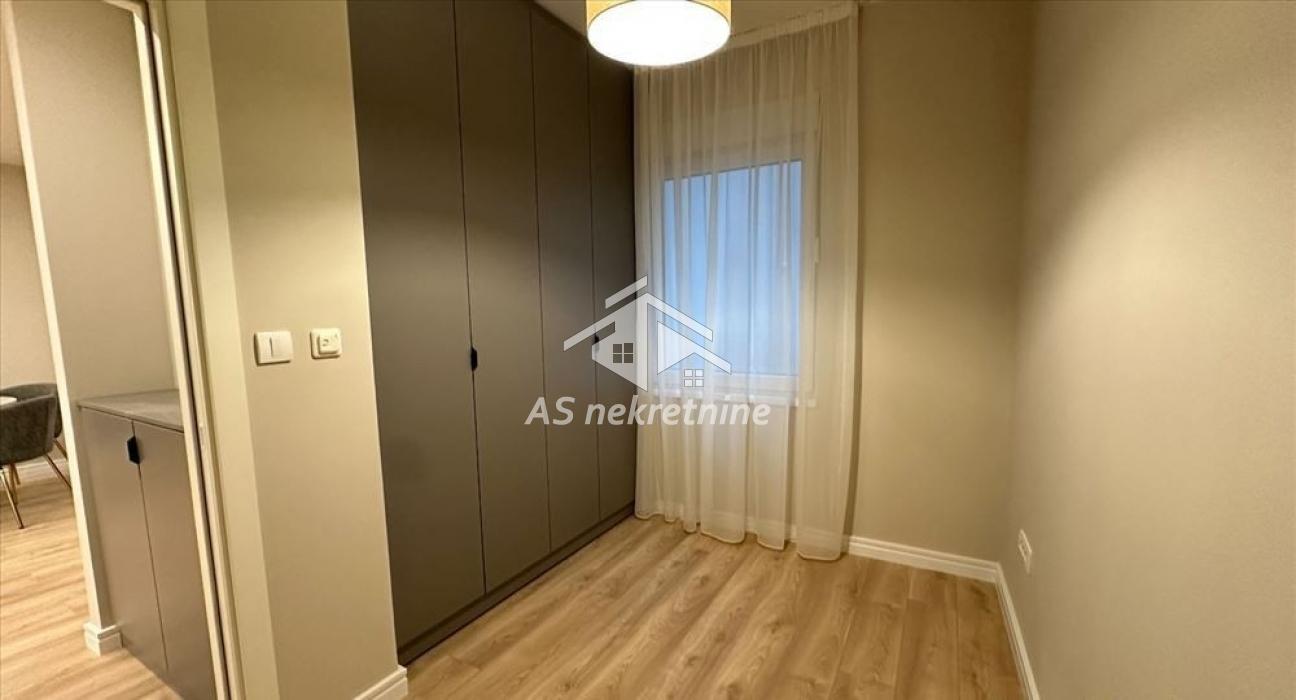 Trosoban stan za izdavanje, Trošarina, Beograd, 62m², 900 €/mes