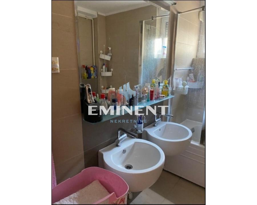 prodaja-lokala-vu5KoMEyHm Trosoban stan za izdavanje, Dedinje, Beograd, 120m², 1.350 €/mes