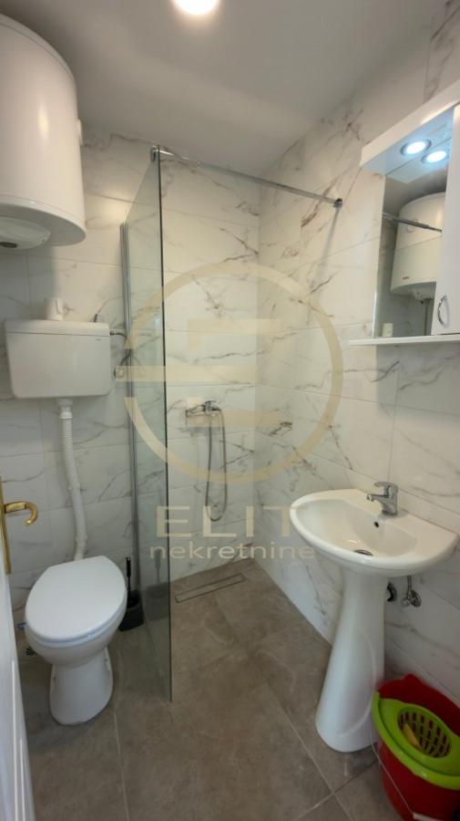 Stan Prodaja Novi Sad  30 m2