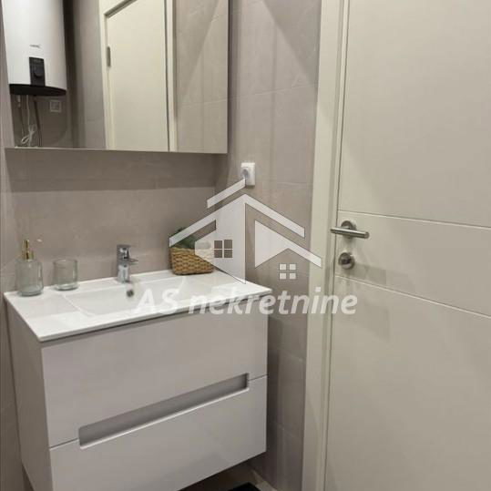 Trosoban stan za izdavanje, Trošarina, Beograd, 62m², 900 €/mes