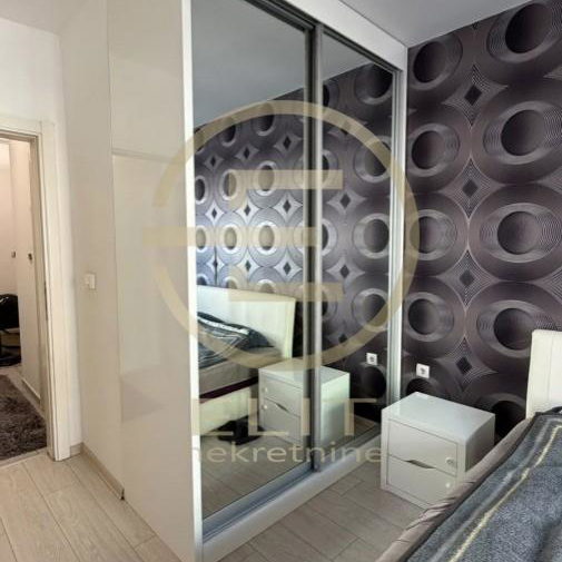 Stan Izdavanje Novi Sad  48 m2