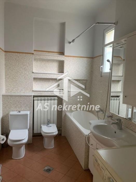 Petosoban stan za izdavanje, Krunska, Beograd, 150m², 2.500 €/mes