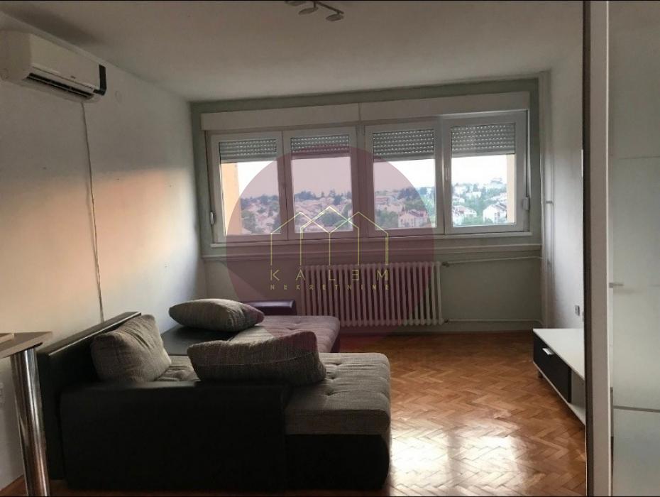 Stan Prodaja Beograd Labudovo Brdo 60 m2