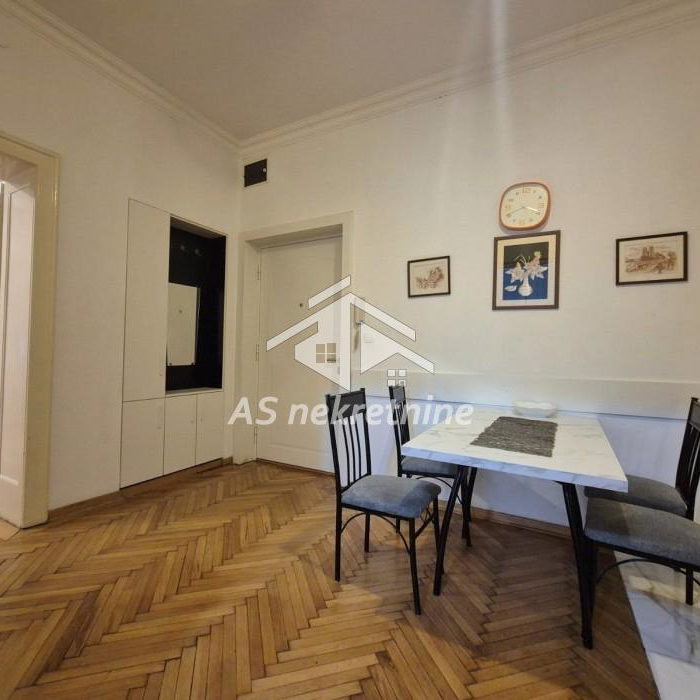 Stan Izdavanje Beograd Dorćol 80 m2