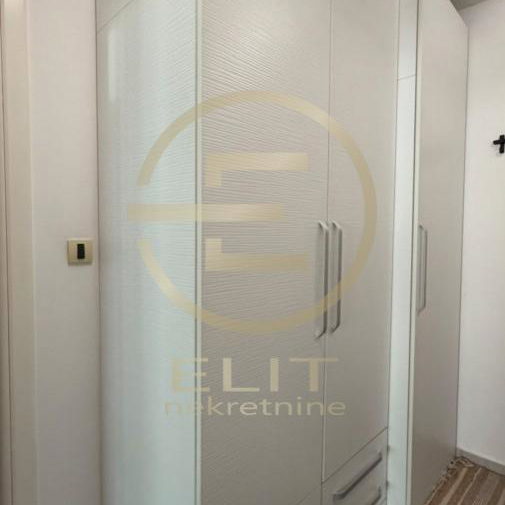 Dvosoban stan za izdavanje, Adamovićevo Naselje, Novi Sad, 48m², 500 €/mes