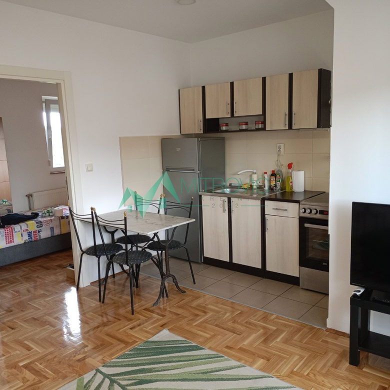 Stan Prodaja Novi Sad  29 m2