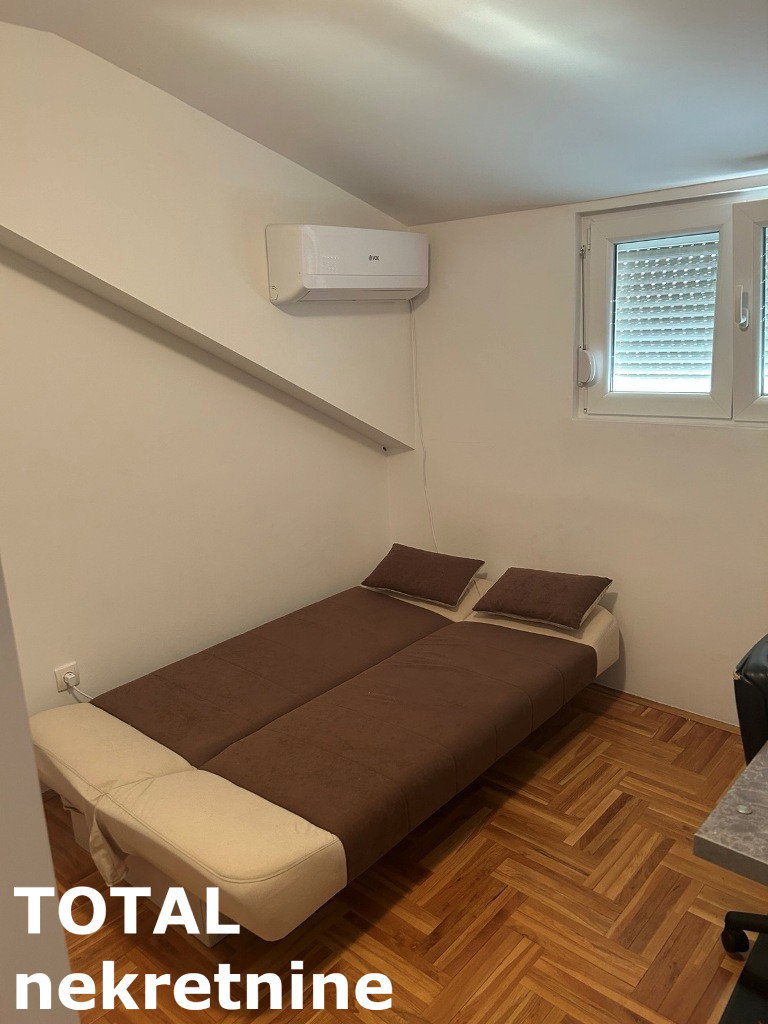 stanovi-2-5-dx-telep-1103186-q3yu3 Dvoiposoban stan na prodaju, Telep, Novi Sad, 64m², 160.000 €