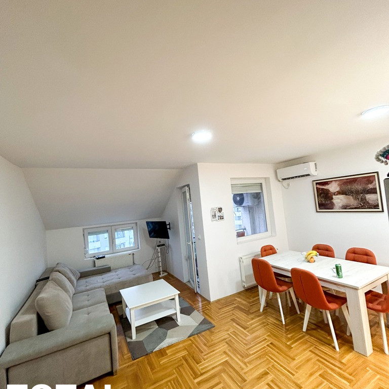 Stan Prodaja Novi Sad  64 m2