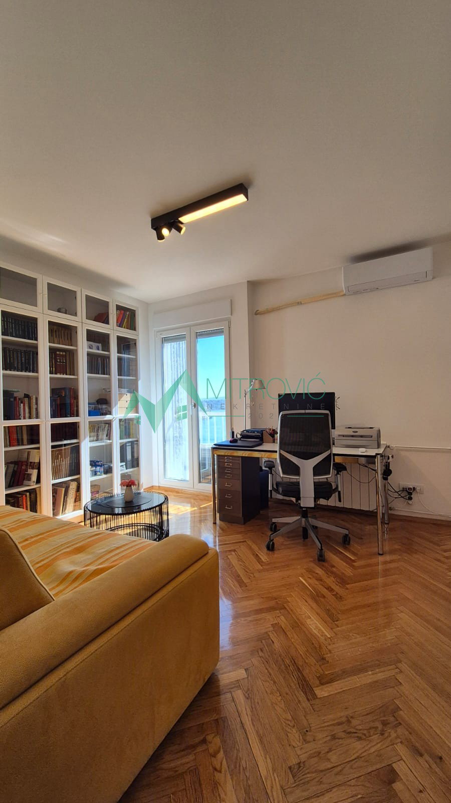 stanovi-2-5-re-kej-ns-1004756-aj8rg Dvoiposoban stan na prodaju, Kej, Novi Sad, 71m², 270.000 €