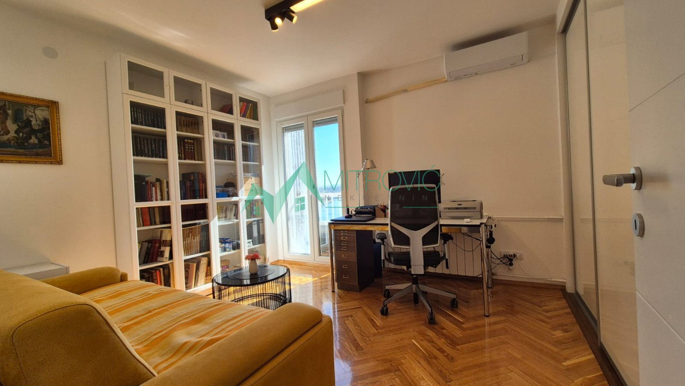 stanovi-2-5-re-kej-ns-1004756-ndd3q Dvoiposoban stan na prodaju, Kej, Novi Sad, 71m², 270.000 €