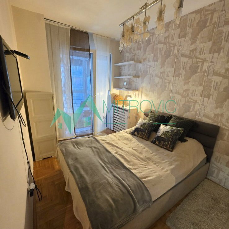 Stan Prodaja Novi Sad  40 m2