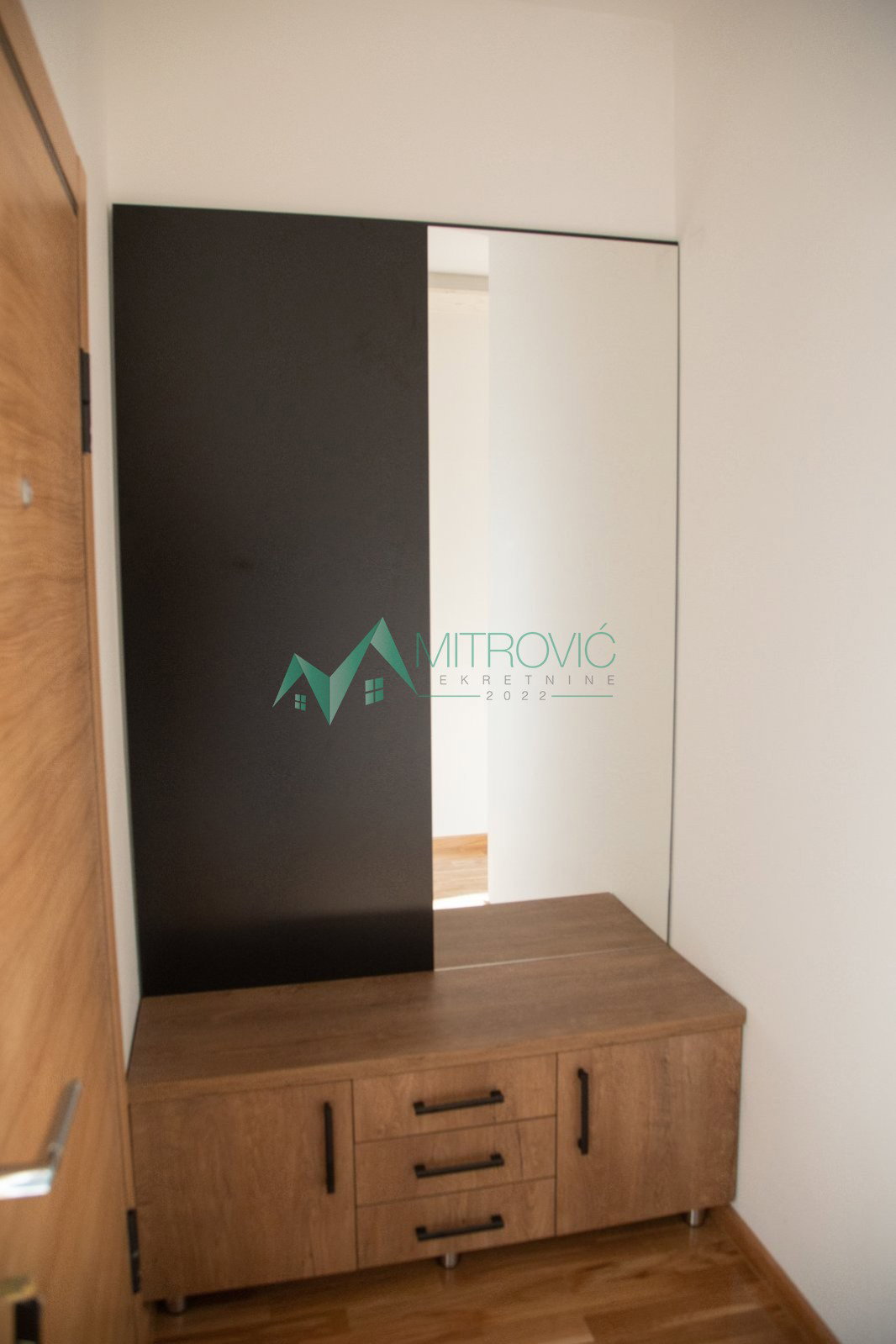 stanovi-2-re-sajam-1004766-rxnuk Dvosoban stan na prodaju, Sajmište, Novi Sad, 42m², 175.000 €