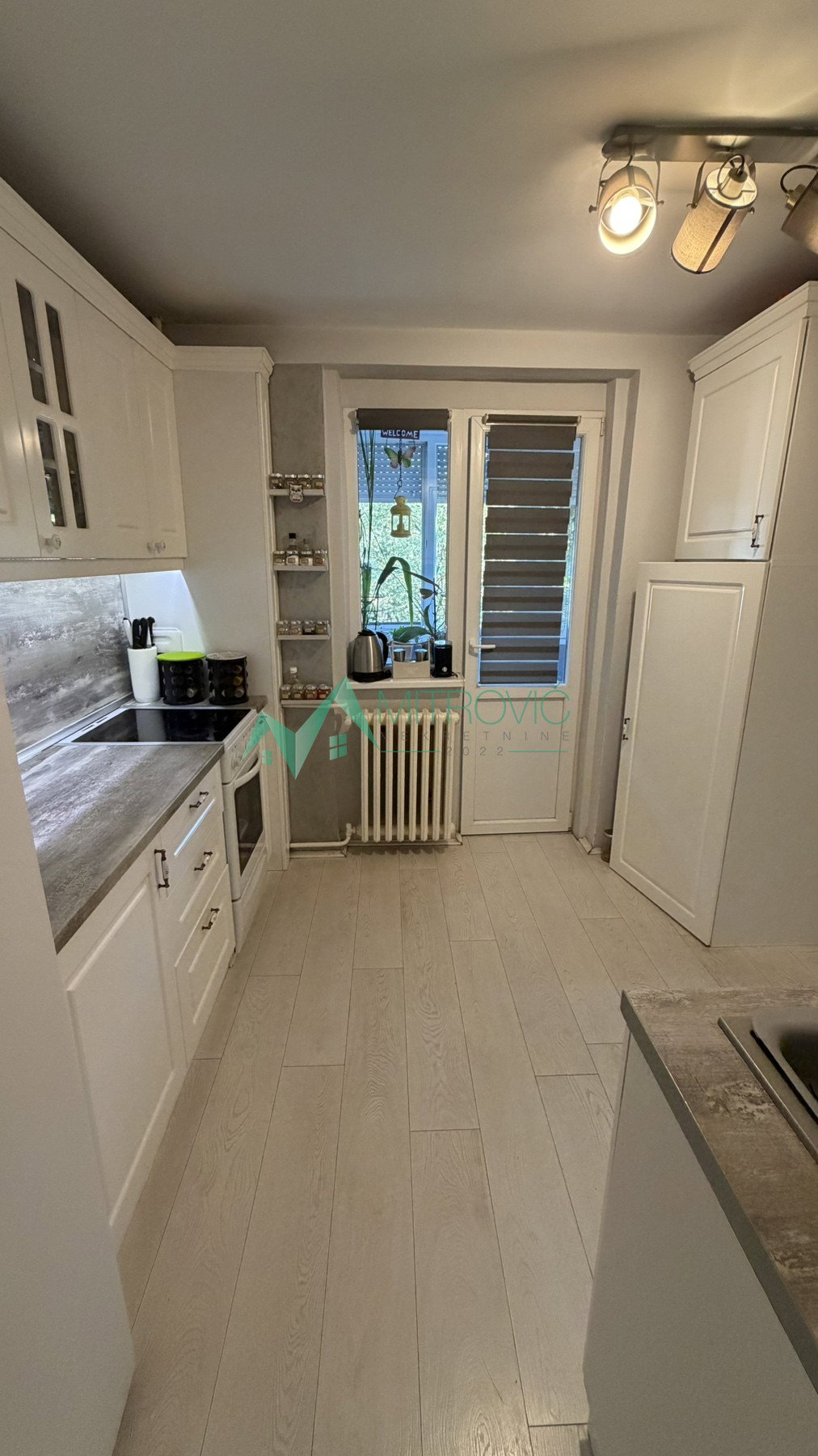 Trosoban stan na prodaju, Novo Naselje, Novi Sad, 92m², 273.000 €