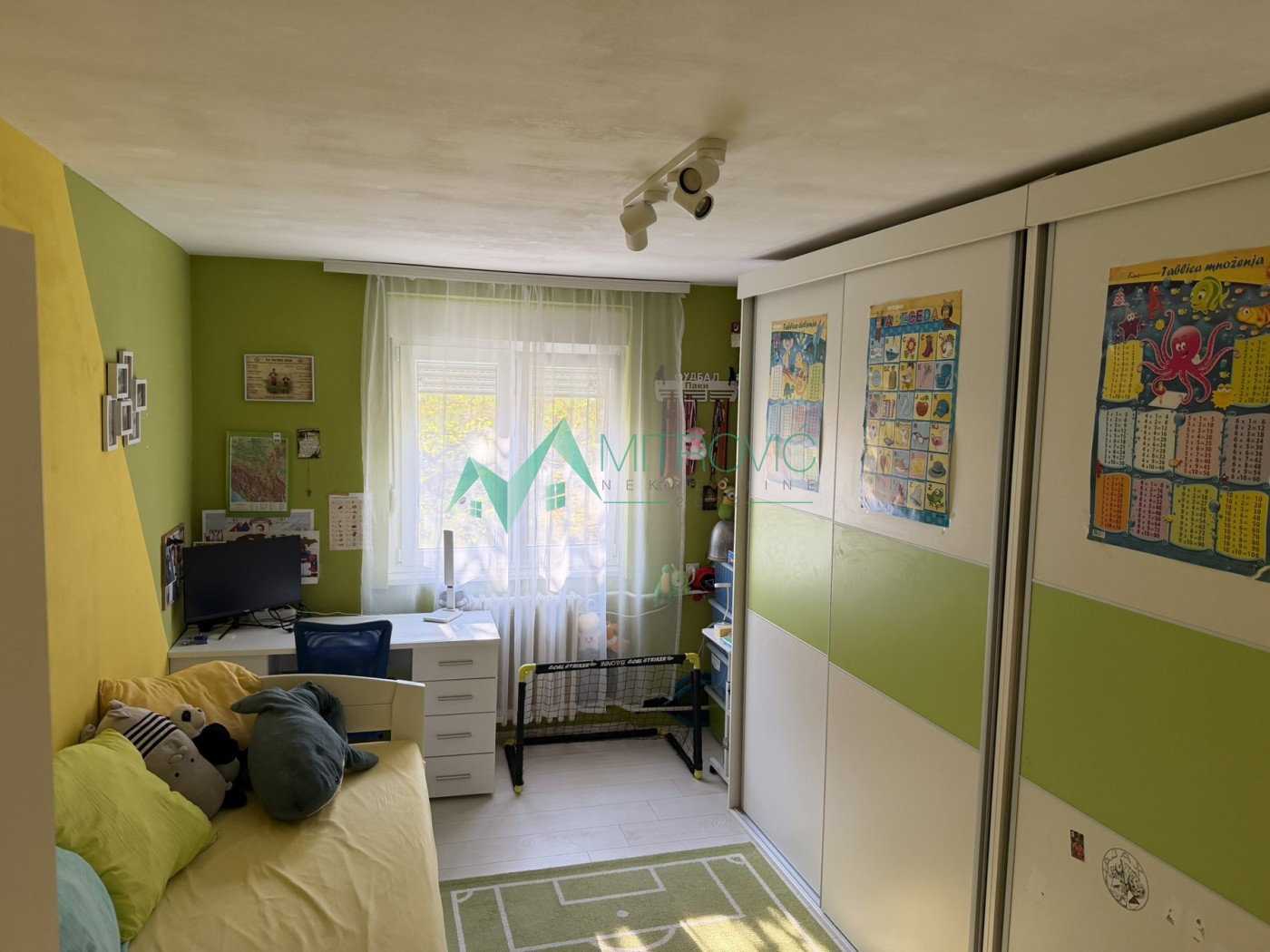 Trosoban stan na prodaju, Novo Naselje, Novi Sad, 92m², 273.000 €