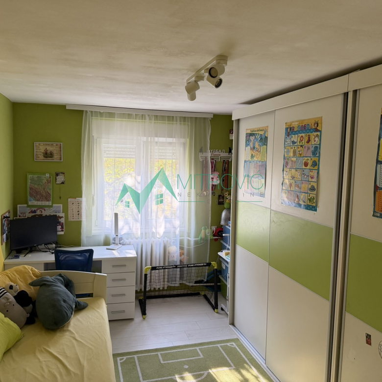 Trosoban stan na prodaju, Novo Naselje, Novi Sad, 92m², 273.000 €