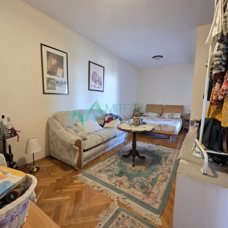 Četvorosoban stan na prodaju, Centar, Novi Sad, 148m², 266.770 €