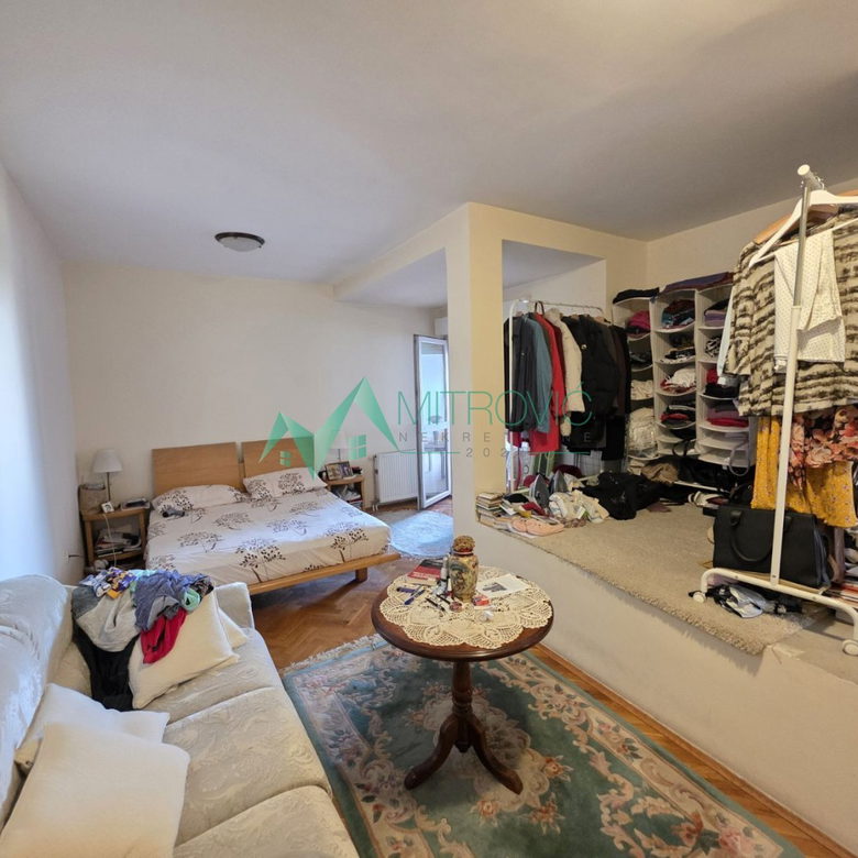 Četvorosoban stan na prodaju, Centar, Novi Sad, 148m², 266.770 €