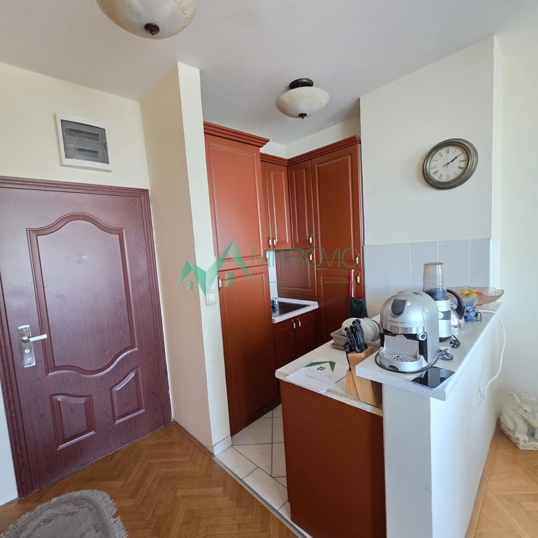 Stan Prodaja Novi Sad  148 m2