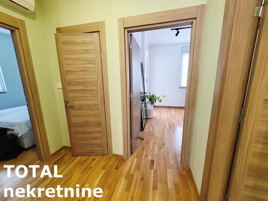 stanovi-4-re-alibegovac-1103181-6mx31 Četvorosoban stan na prodaju, Alibegovac, Novi Sad, 80m², 168.000 €