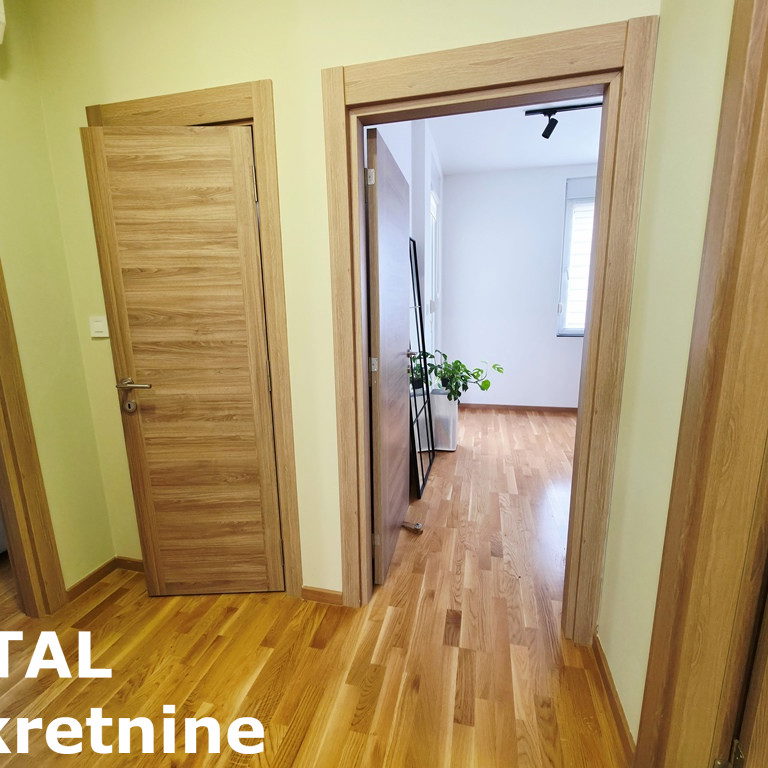 Četvorosoban stan na prodaju, Alibegovac, Novi Sad, 80m², 168.000 €