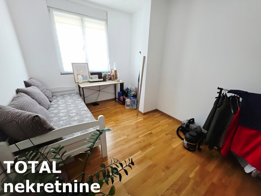 stanovi-4-re-alibegovac-1103181-a9p7f Četvorosoban stan na prodaju, Alibegovac, Novi Sad, 80m², 168.000 €